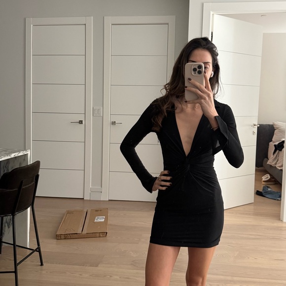superdown Black Mini Dress - Picture 1 of 2